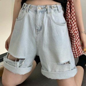 Casual shorts female